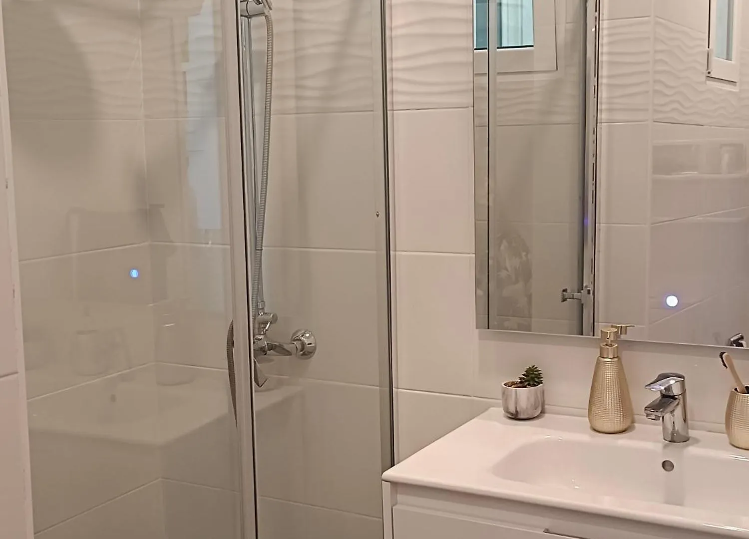 Family Friendly Appartment Sea View Next To Beach Tarragona Apartment