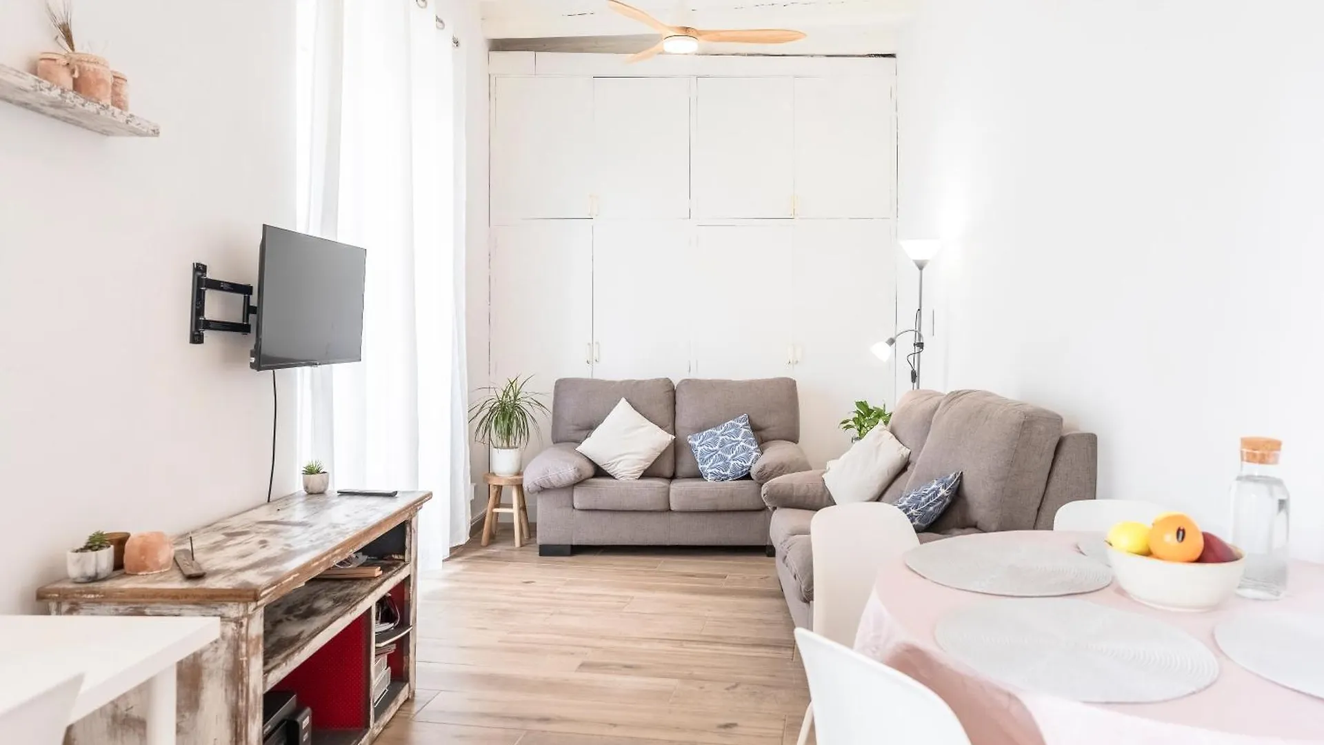 Family Friendly Appartment Sea View Next To Beach تاراغونا شقة